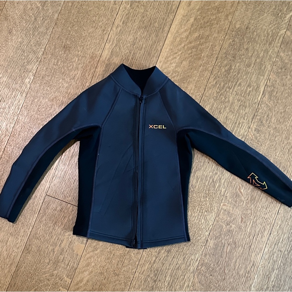 Youth kids BOYS XCEL Black Wetsuit Zip Jacket top size 6